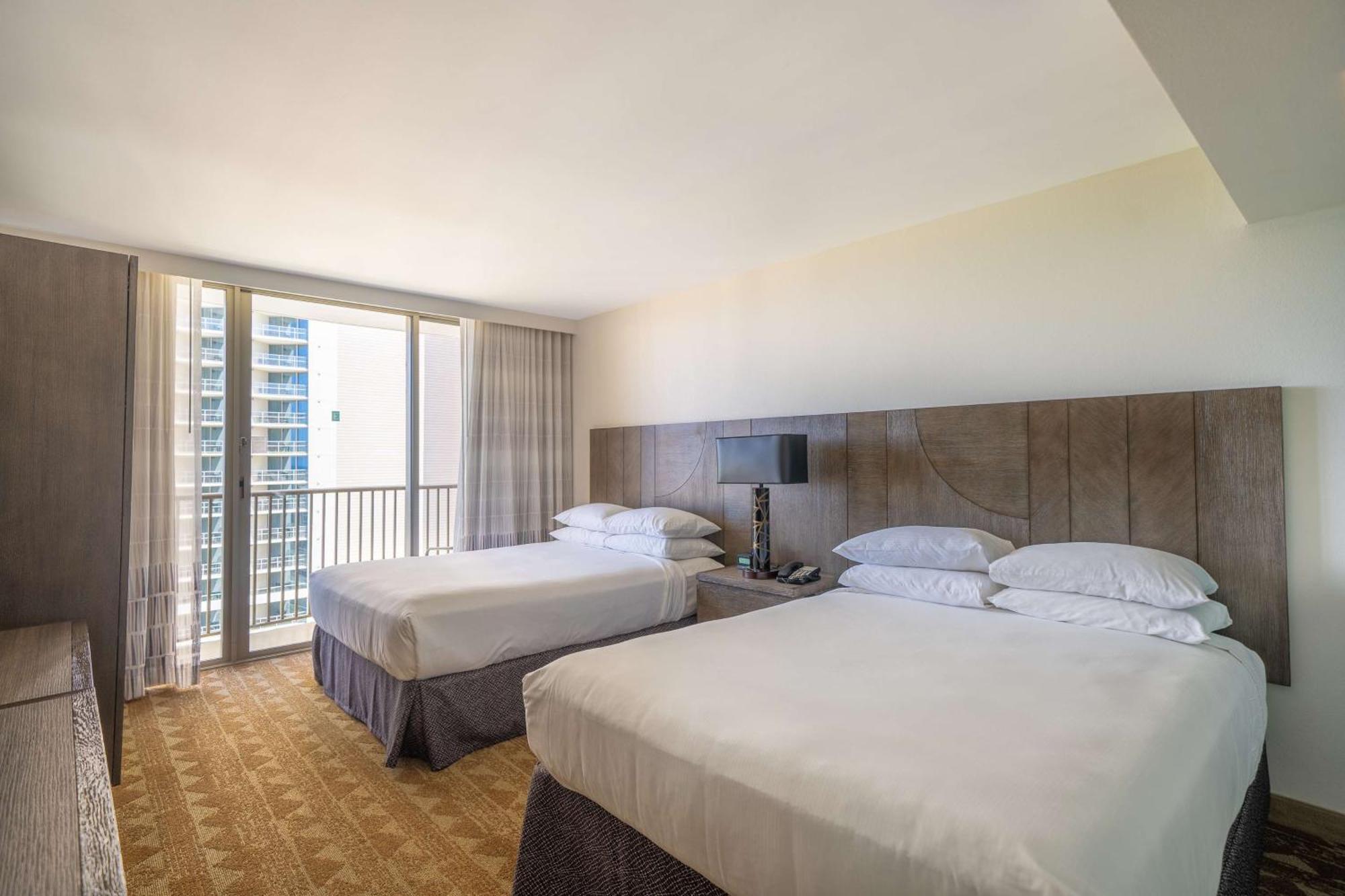Queen Suite with Two Queen Beds and City View - Mobility/Hearing Accessible