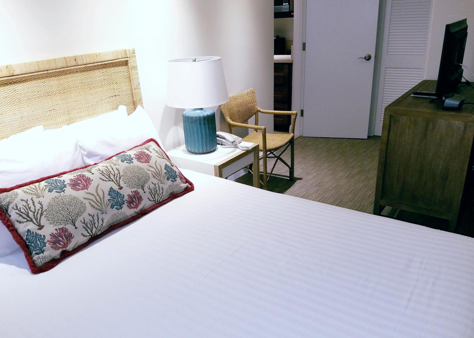 Deluxe Banyan Suite