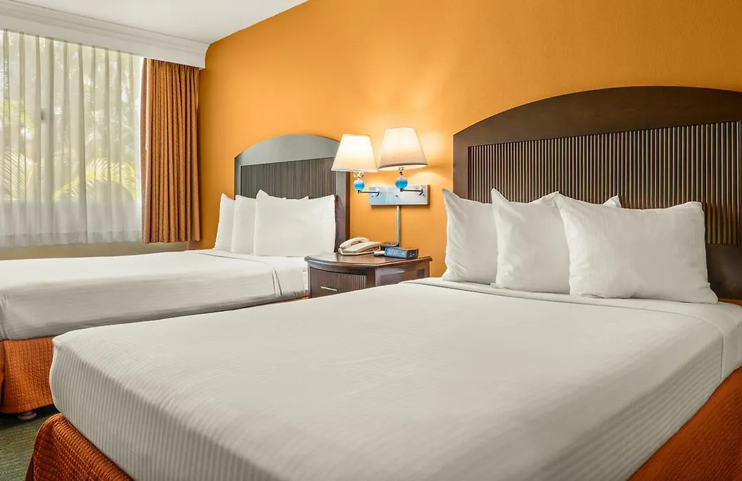 Airport Honolulu Hotel, Trademark Collection By Wyndham-1