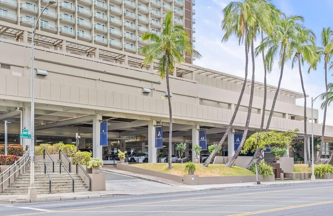 Ala Moana Condo Hotel-1