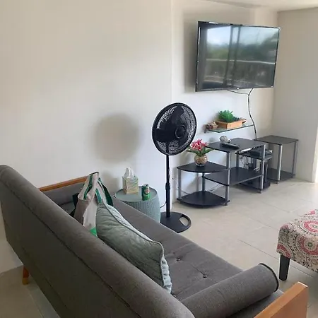 Ocean And Mountain View Condo - Free Reserved Parking-2